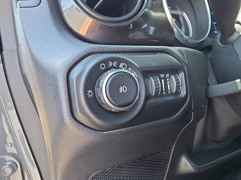 Used 2020 Jeep Wrangler Unlimited Sport AWD/4WD image 26