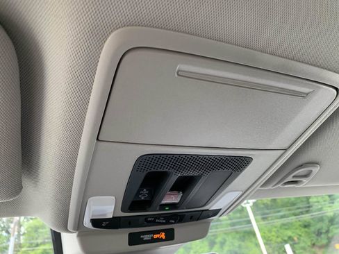Certified 2025 Honda Accord EX-L image 29