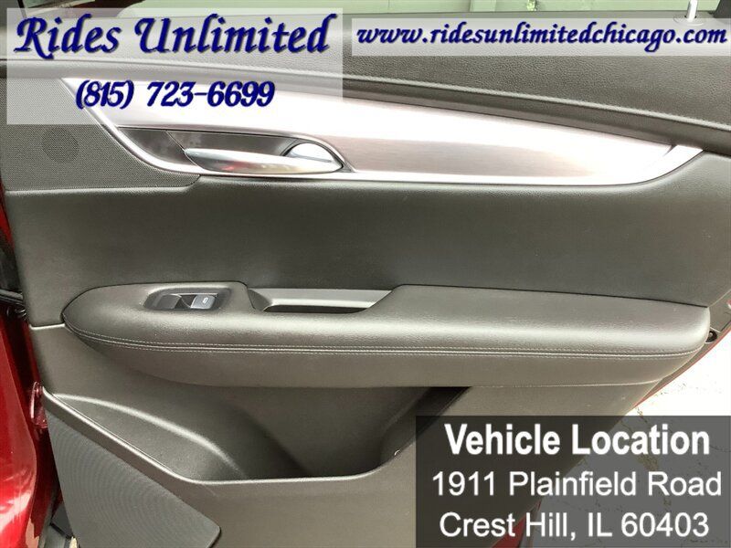 Used 2017 Cadillac XT5 Luxury w/ Driver Awareness Package AWD/4WD image 36