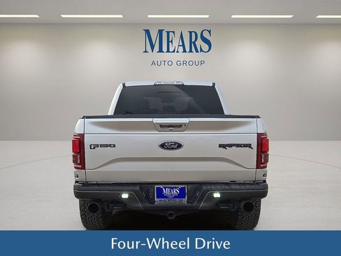 Used 2017 Ford F150 Raptor w/ Equipment Group 802A Luxury image 5