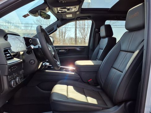 New 2026 Chevrolet Tahoe High Country image 6