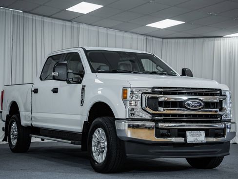 Used 2020 Ford F250 XL w/ STX Appearance Package image 1