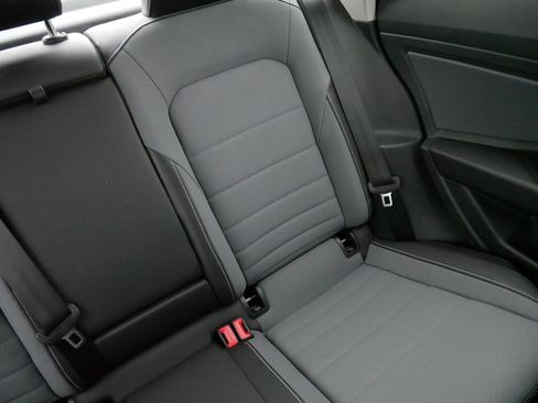 Certified 2025 Volkswagen Jetta SE image 14