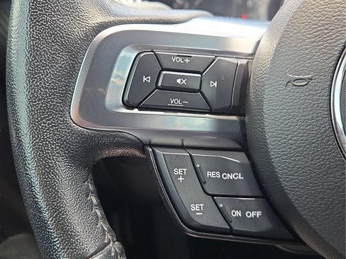 Used 2021 Ford Mustang Coupe w/ Black Accent Package RWD image 18