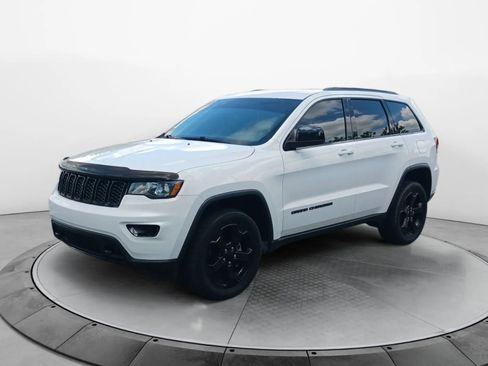 Used 2019 Jeep Grand Cherokee Laredo image 8