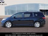 Used 2018 Toyota Sienna LE image 2