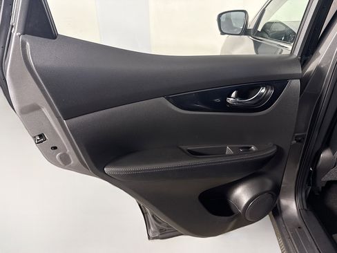 Used 2019 Nissan Rogue Sport SL w/ Premium Package image 26