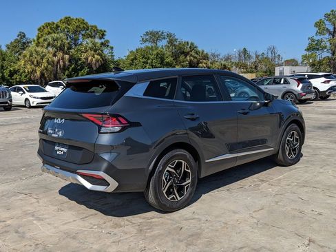 Certified 2025 Kia Sportage LX image 8
