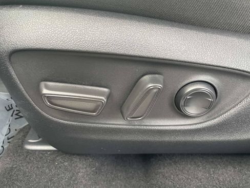Used 2022 Toyota RAV4 XLE w/ Convenience Package AWD/4WD image 27