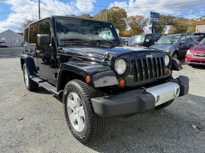 Used 2010 Jeep Wrangler Unlimited Sahara w/ Dual Top Group