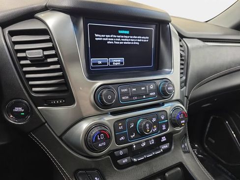 Used 2017 Chevrolet Tahoe LT w/ Luxury Package AWD/4WD image 19