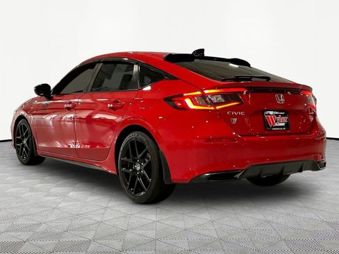 Used 2025 Honda Civic Sport image 4