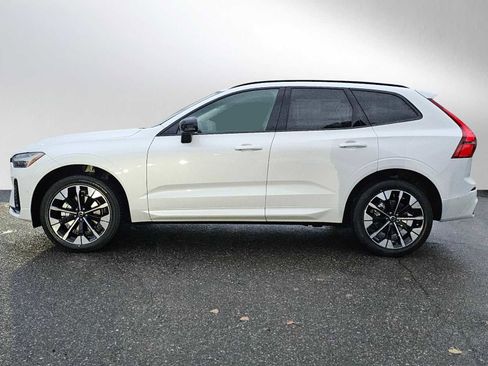 New 2026 Volvo XC60 B5 Plus w/ Climate Package image 4
