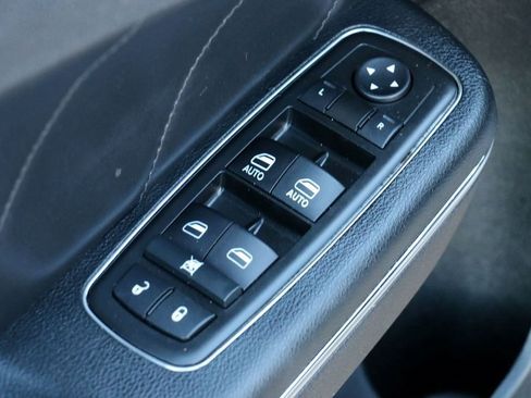 Used 2014 Dodge Charger R/T image 16