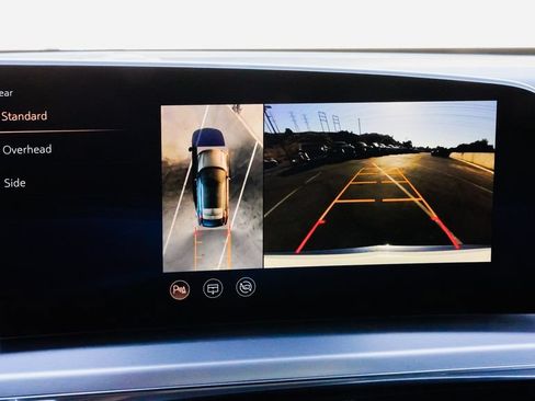 Certified 2024 Cadillac Lyriq Luxury RWD image 22