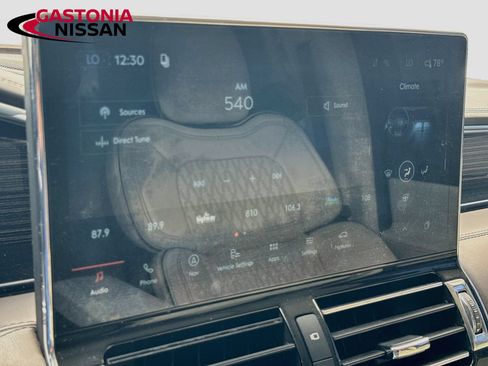 Used 2022 Lincoln Navigator Black Label AWD/4WD image 19