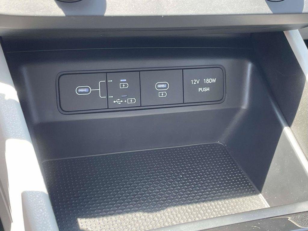 New 2026 Hyundai Tucson SE w/ Tow & Go Package FWD image 45
