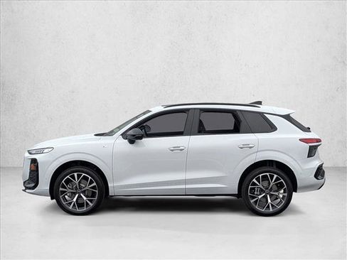 New 2026 Audi Q3 quattro 2.0T image 8