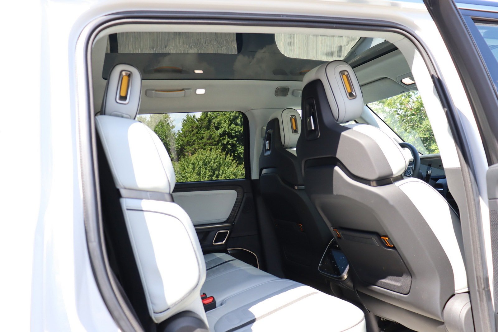 Used 2024 Rivian R1S Adventure Quad AWD/4WD image 17