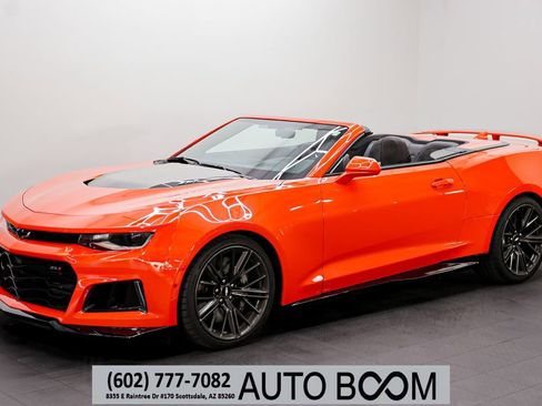 Used 2019 Chevrolet Camaro ZL1 image 1