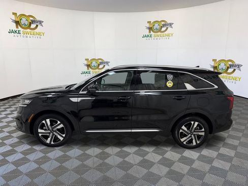 Used 2023 Kia Sorento EX AWD/4WD image 13