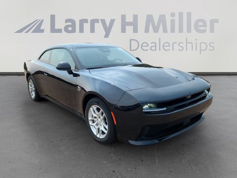 New 2025 Dodge Charger R/T w/ Quick Order Package 25M R/T image 8