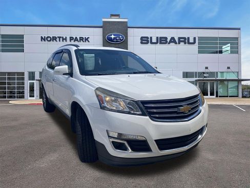 Used 2016 Chevrolet Traverse LT AWD/4WD image 3