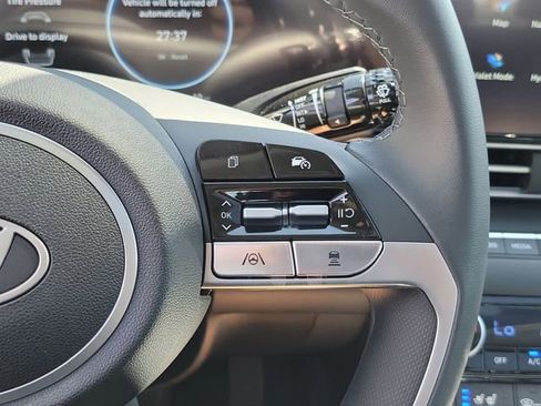 New 2026 Hyundai Elantra Limited image 8