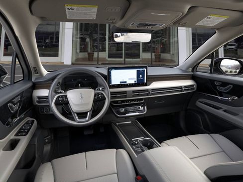 New 2026 Lincoln Corsair Reserve image 9