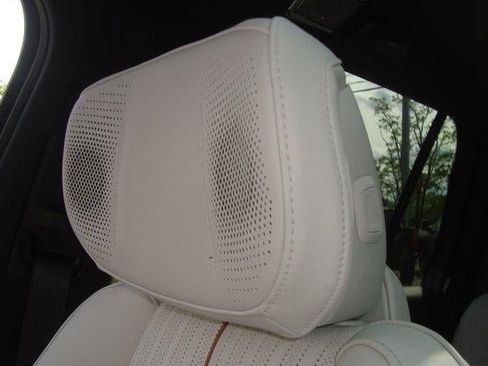 New 2026 Cadillac Vistiq Sport image 20