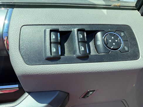 Used 2017 Ford F150 XLT w/ Equipment Group 302A Luxury AWD/4WD image 22