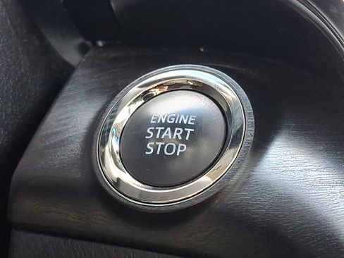 Used 2018 Toyota Avalon XLE Premium image 26