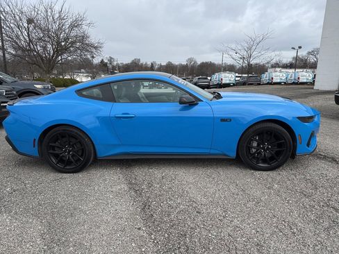 Used 2025 Ford Mustang GT Premium image 14