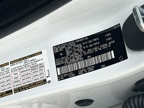 Used 2024 Lexus GX 550 AWD/4WD image 32