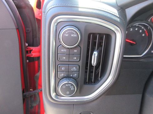 Certified 2020 Chevrolet Silverado 1500 LT Trail Boss AWD/4WD image 7