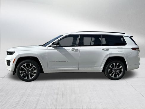 New 2025 Jeep Grand Cherokee L Overland w/ Rear Seat Video Group I image 8
