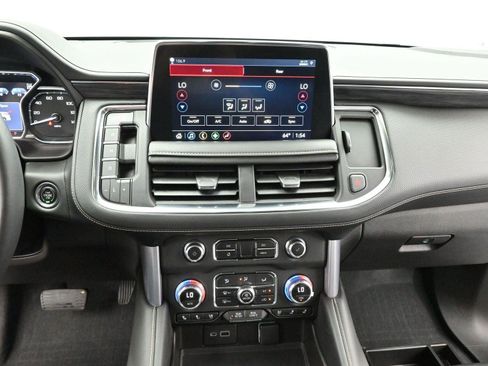 Used 2021 GMC Yukon SLT w/ SLT Premium Package image 24