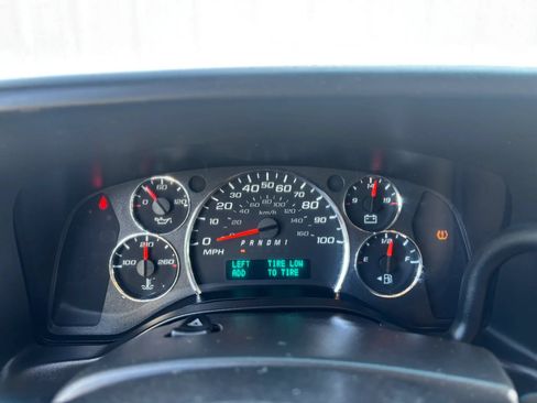 Used 2021 GMC Savana 2500 w/ Driver Convenience Package RWD image 29