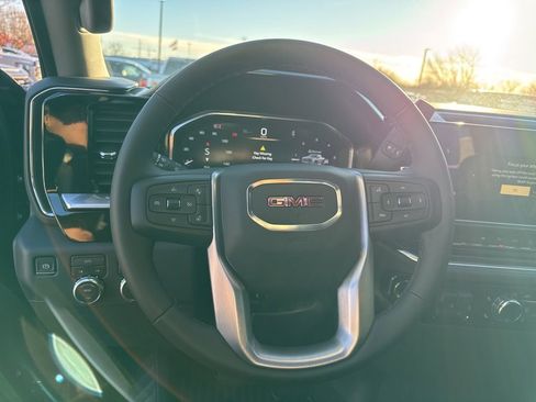 New 2026 GMC Sierra 1500 Elevation image 15