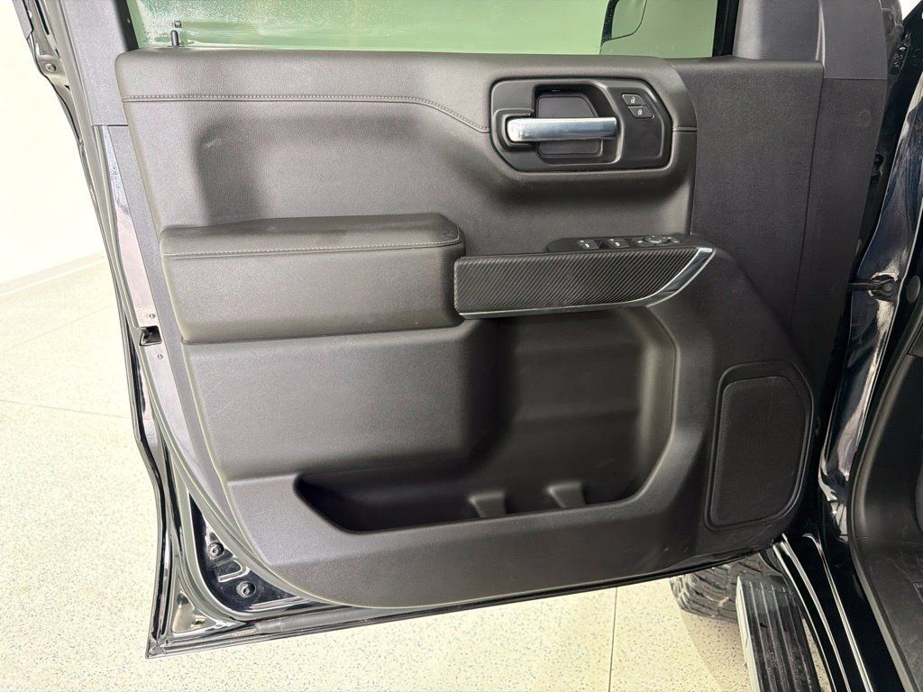 Used 2022 Chevrolet Silverado 1500 RST AWD/4WD image 20