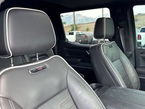 Used 2024 GMC Sierra 1500 AT4X AWD/4WD image 18