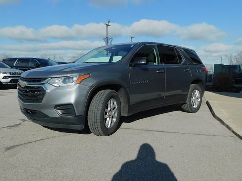Used 2020 Chevrolet Traverse LS image 4