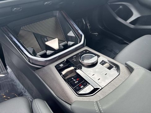 Used 2025 BMW X3 xDrive30i w/ Premium Package image 27