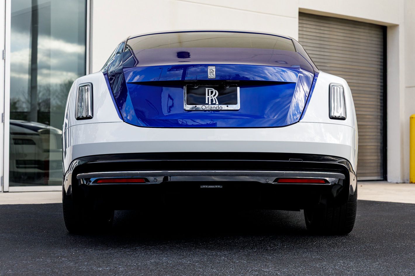 Used 2024 Rolls-Royce Spectre w/ Spectre Launch Package AWD/4WD image 19