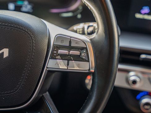 Used 2023 Kia Telluride S image 29