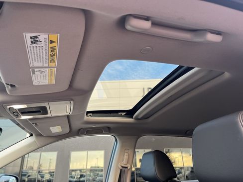 Used 2024 Honda CR-V EX-L image 21