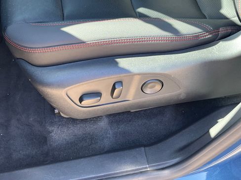 Certified 2024 Chevrolet Traverse RS image 11