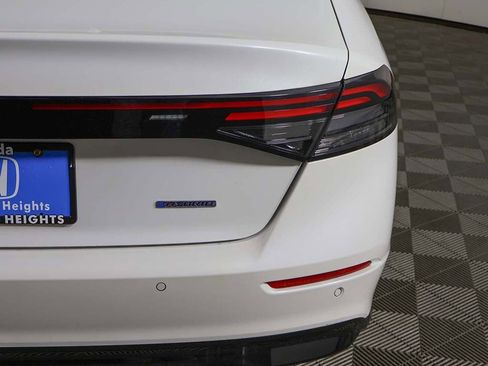 Used 2024 Honda Accord EX-L image 16