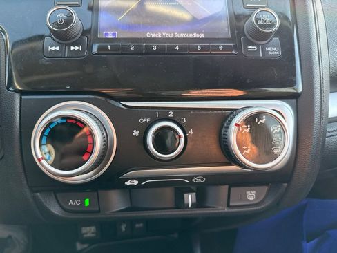 Used 2017 Honda Fit LX image 20