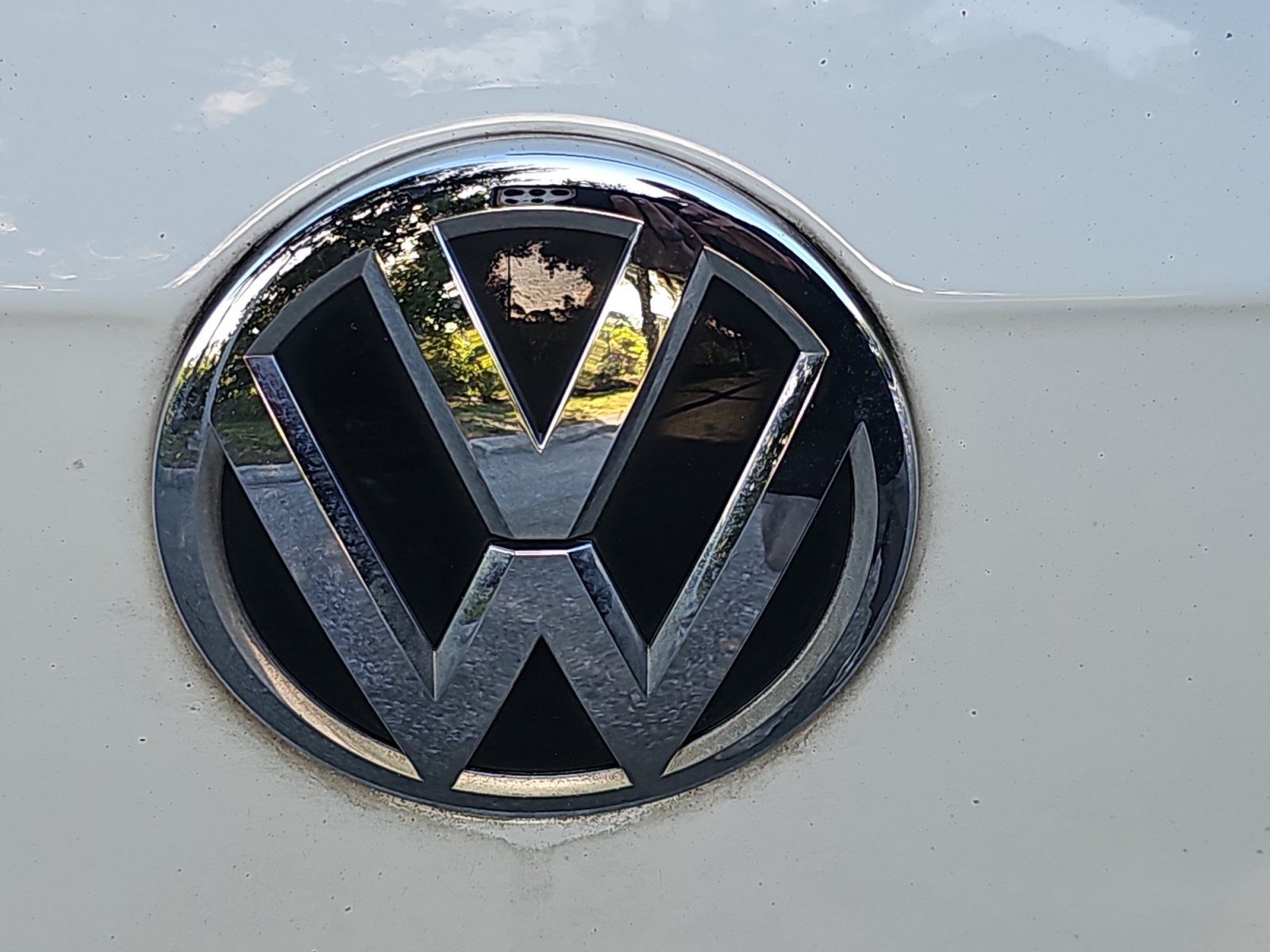 Used 2021 Volkswagen Tiguan SE R-Line AWD/4WD image 34